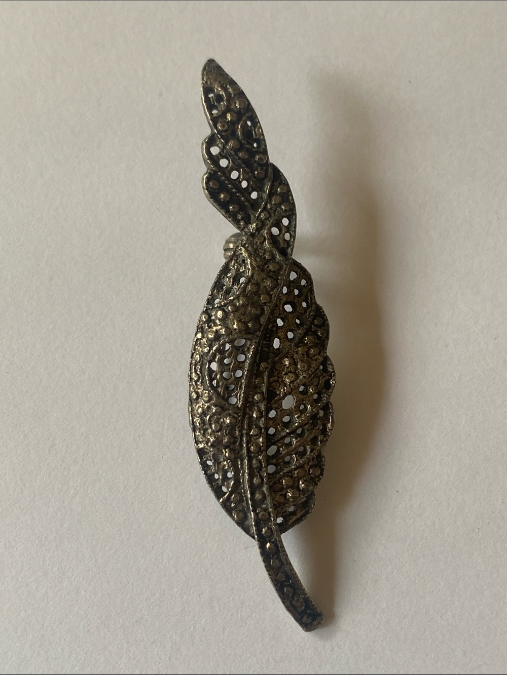 Vintage Silver-Tone Filigree Leaf Brooch